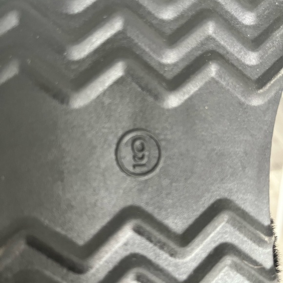 Black Fur-Lined Slippers from Target - Brand Auden size 9 - Picture 3 of 3